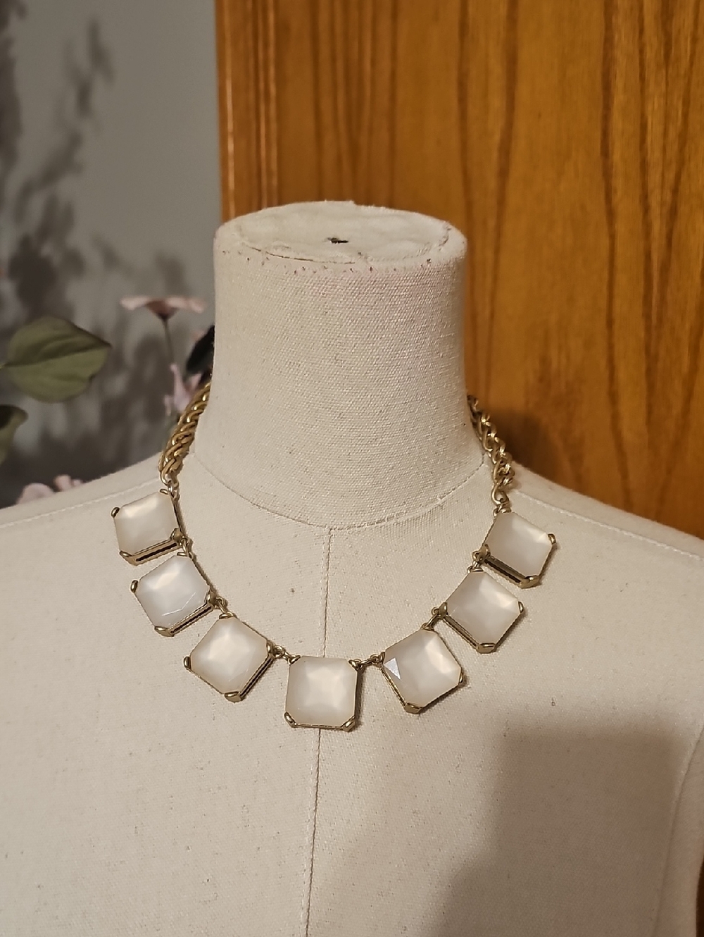 Loft Statement Necklace